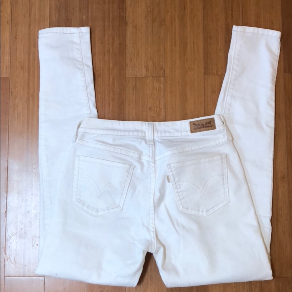 Levis White jeans